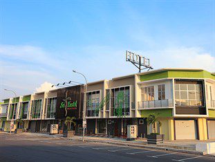Sri Enstek Hotel - Klia Sepang Zewnętrze zdjęcie